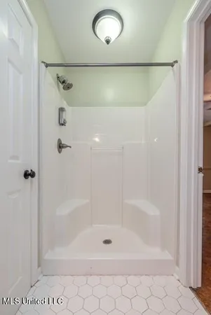 $299,900 | 5477 River Thames Place, Jackson, MS 39211