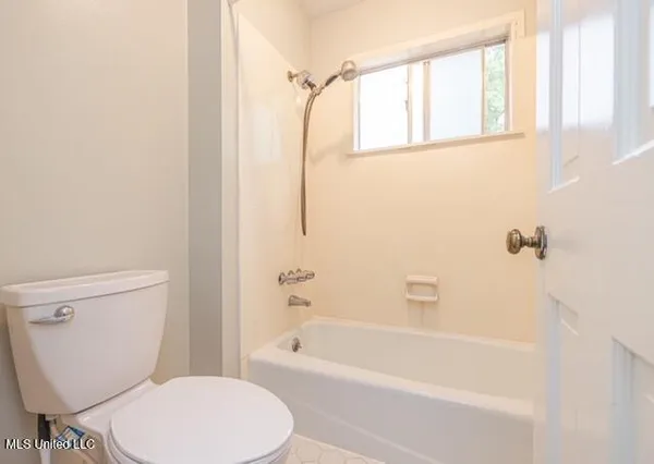 $299,900 | 5477 River Thames Place, Jackson, MS 39211