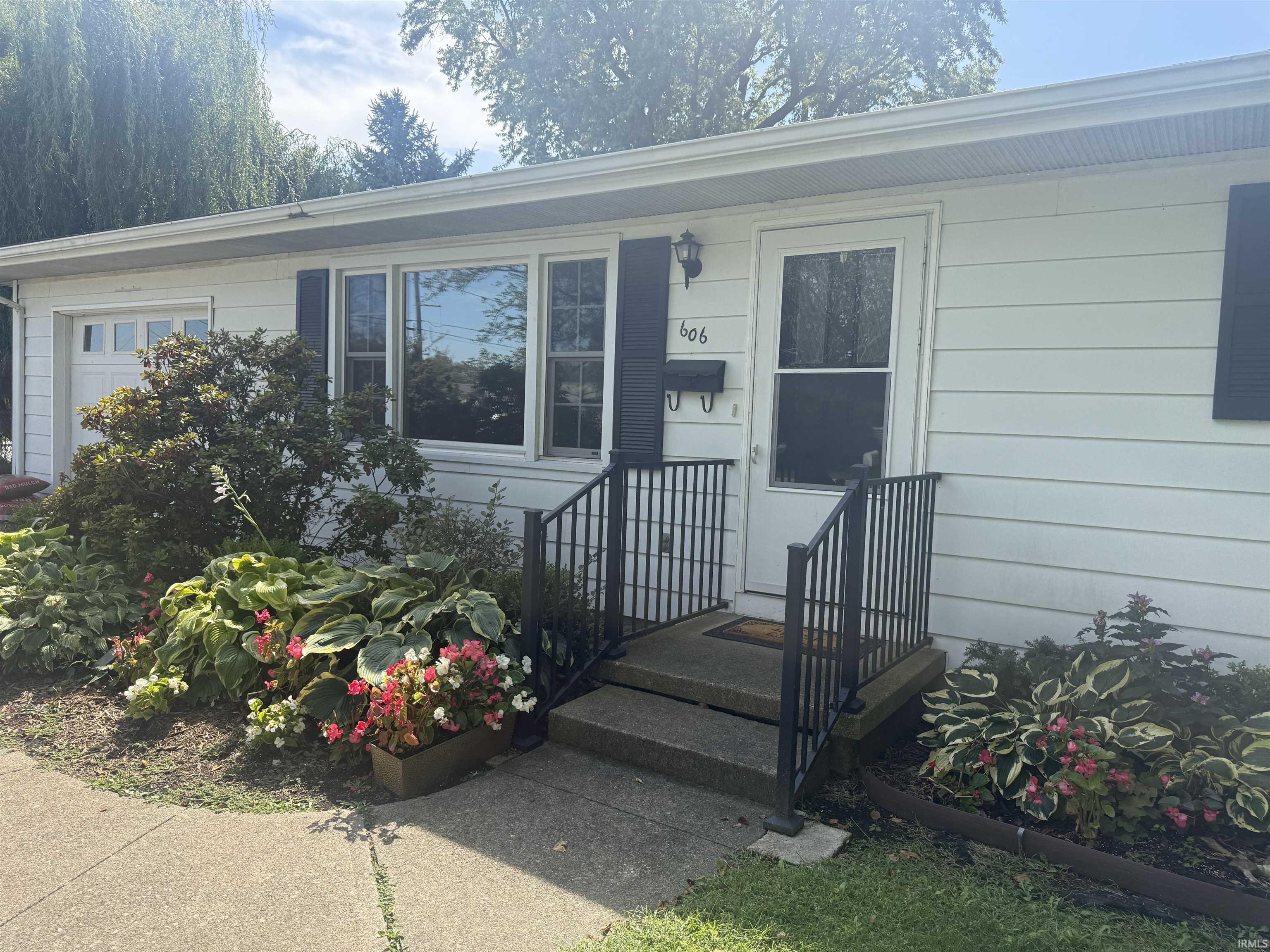 606 East Main Street Fowler, IN 47944 - Photo 3 of 20