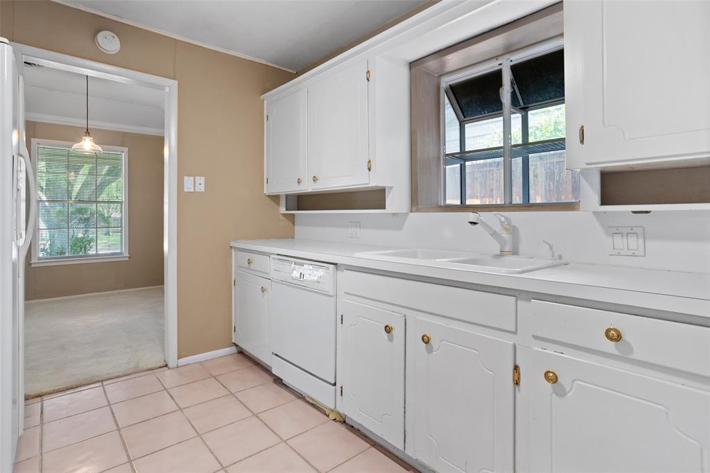 6948 Valhalla Road Fort Worth, TX 76116 - Photo 11 of 36