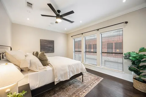 $379,000 | 5801 Ross Avenue, Unit B, Dallas, TX 75206