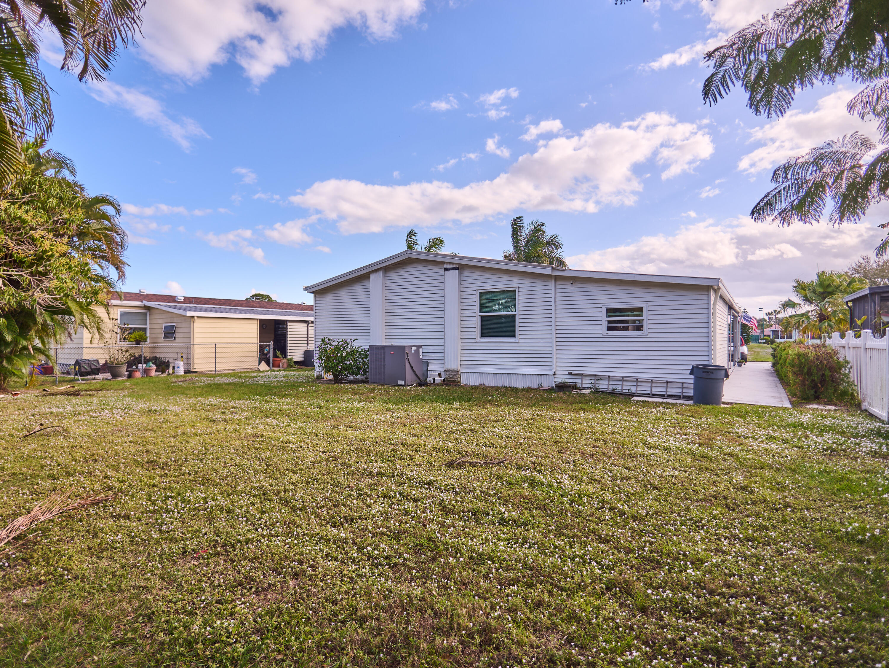 2779 Southwest Olds Place Stuart, FL 34997 - Photo 19 of 41 P1115260_HDR