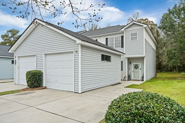 $259,990 | 4579 Great Oak Drive, North Charleston, SC 29418