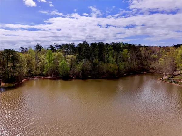 $125,500 | 970 Eagles Harbor Drive, Hodges, SC 29653