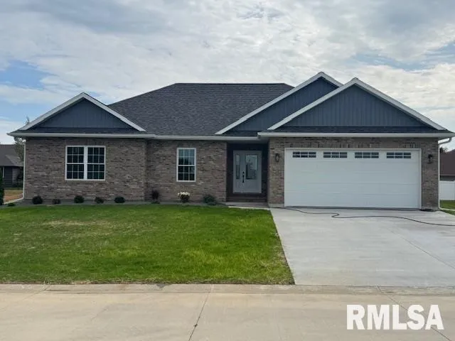 $409,000 | 2508 Taylor Drive, Quincy, IL 62305