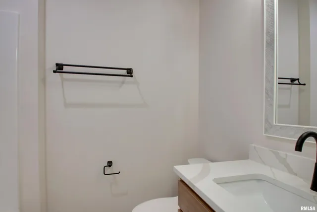 $409,000 | 2508 Taylor Drive, Quincy, IL 62305