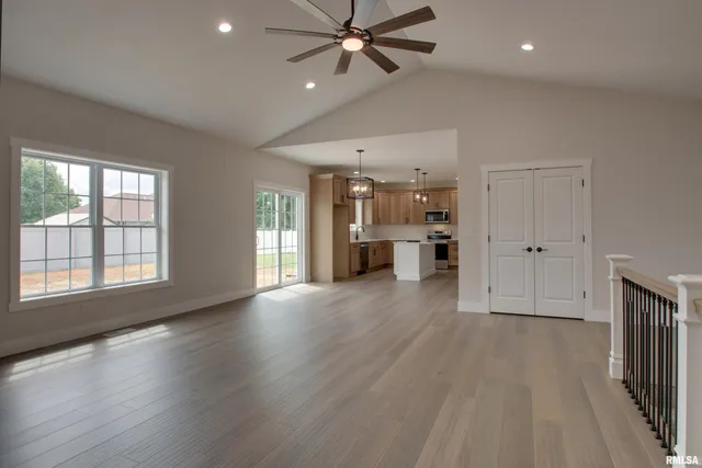 $409,000 | 2508 Taylor Drive, Quincy, IL 62305