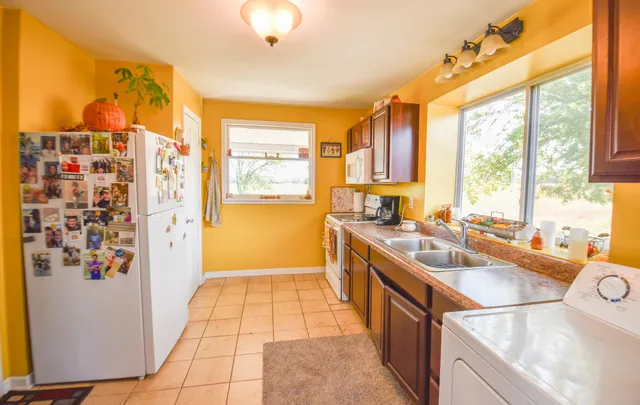 $224,500 | 1032 South Snow Prairie Road, Bronson, MI 49028