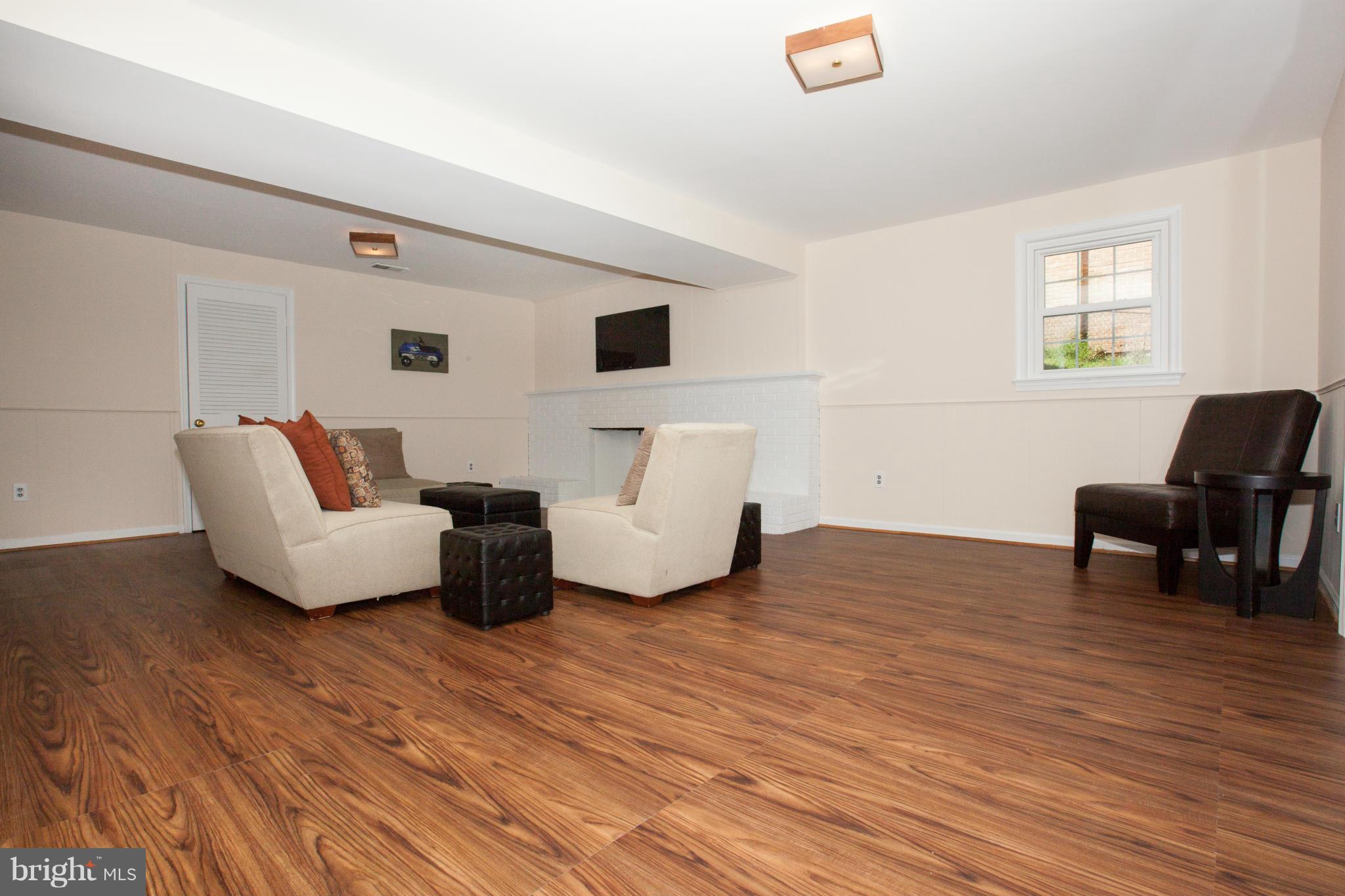 1318 Canyon Road Silver Spring, MD 20904 - Photo 22 of 28 Family Room