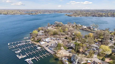 $499,000 | 185 Lakeview Avenue, Excelsior, MN 55331