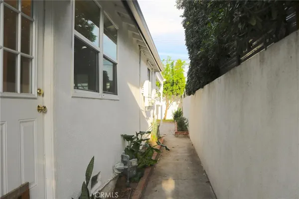 $1,074,999 | 6454 Baird Avenue, Reseda, CA 91335