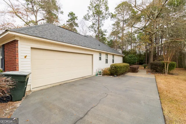 $1,850 | 104 Green Tree Court, Statesboro, GA 30458