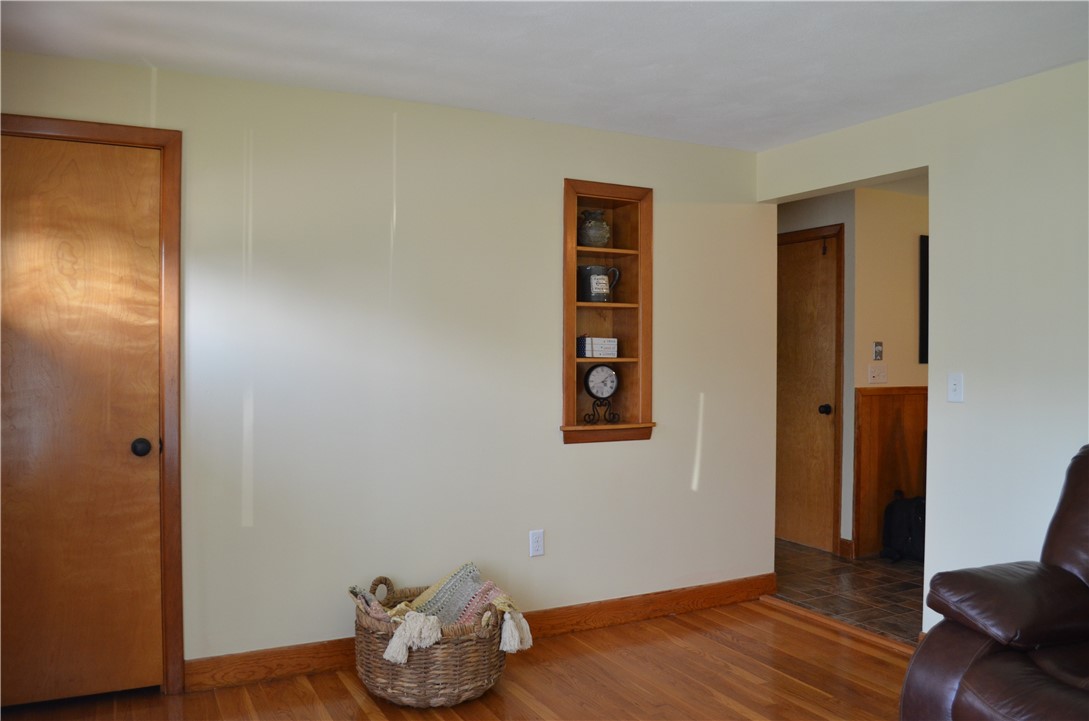 309 Dunlap Street Woonsocket, RI 02895 - Photo 8 of 31