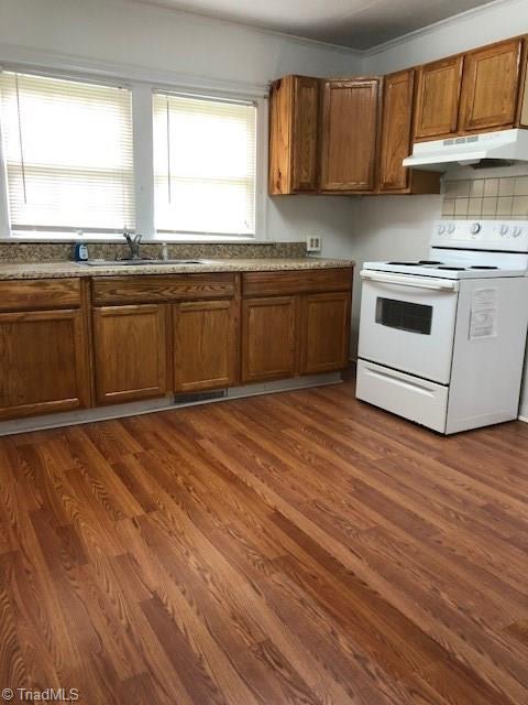 3432 High Point Road Winston-Salem, NC 27107 - Photo 3 of 14 Gallery Image 3