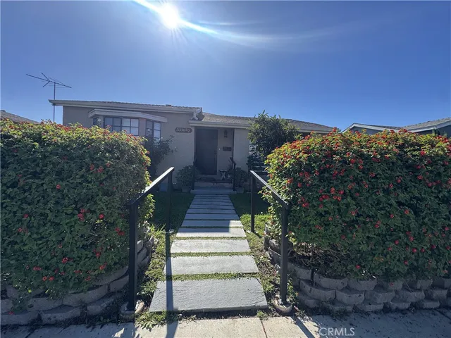 $2,700 | 3336 West 133rd Street, Hawthorne, CA 90250