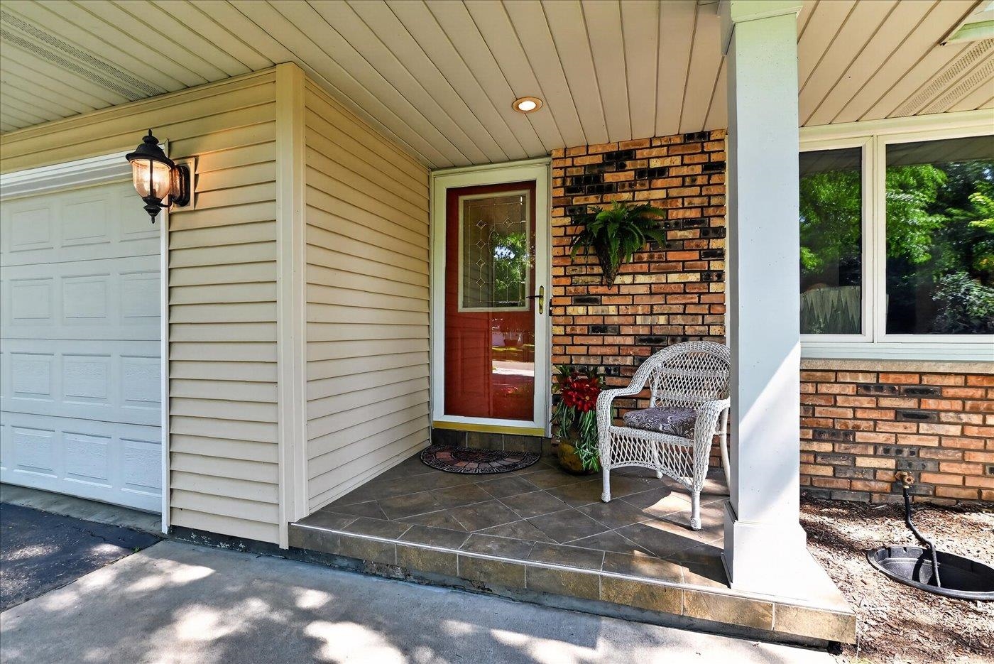3742 Elna Road Madison, WI 53718 - Photo 5 of 72
