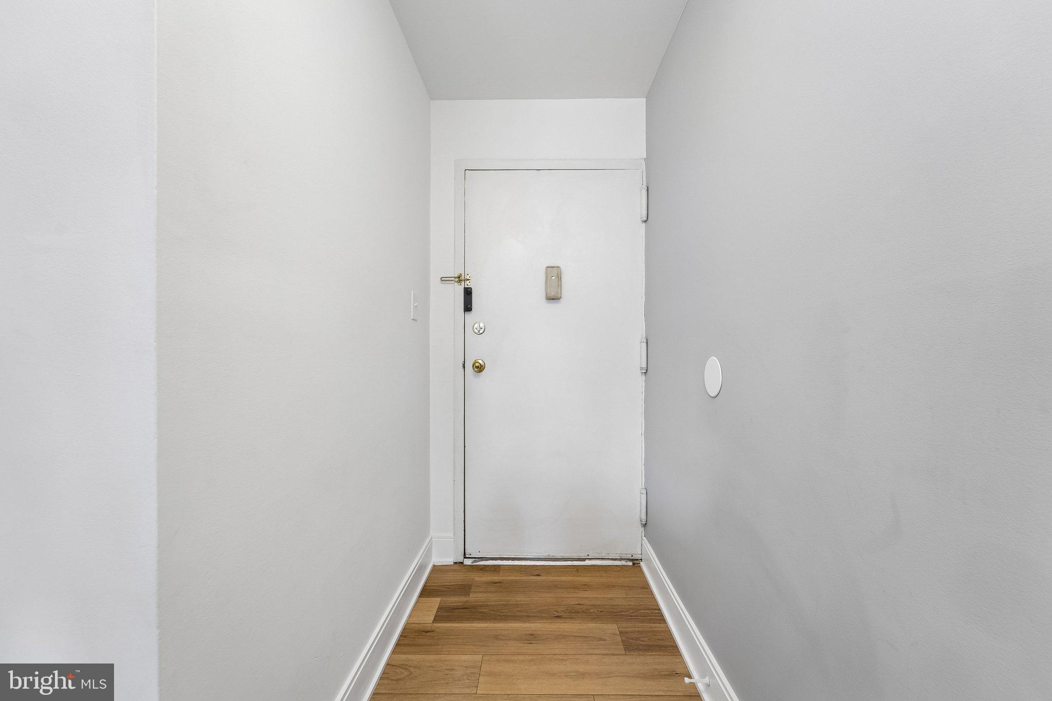 18804 Walkers Choice Road, Unit 2 Montgomery Village, MD 20886 - Photo 5 of 24