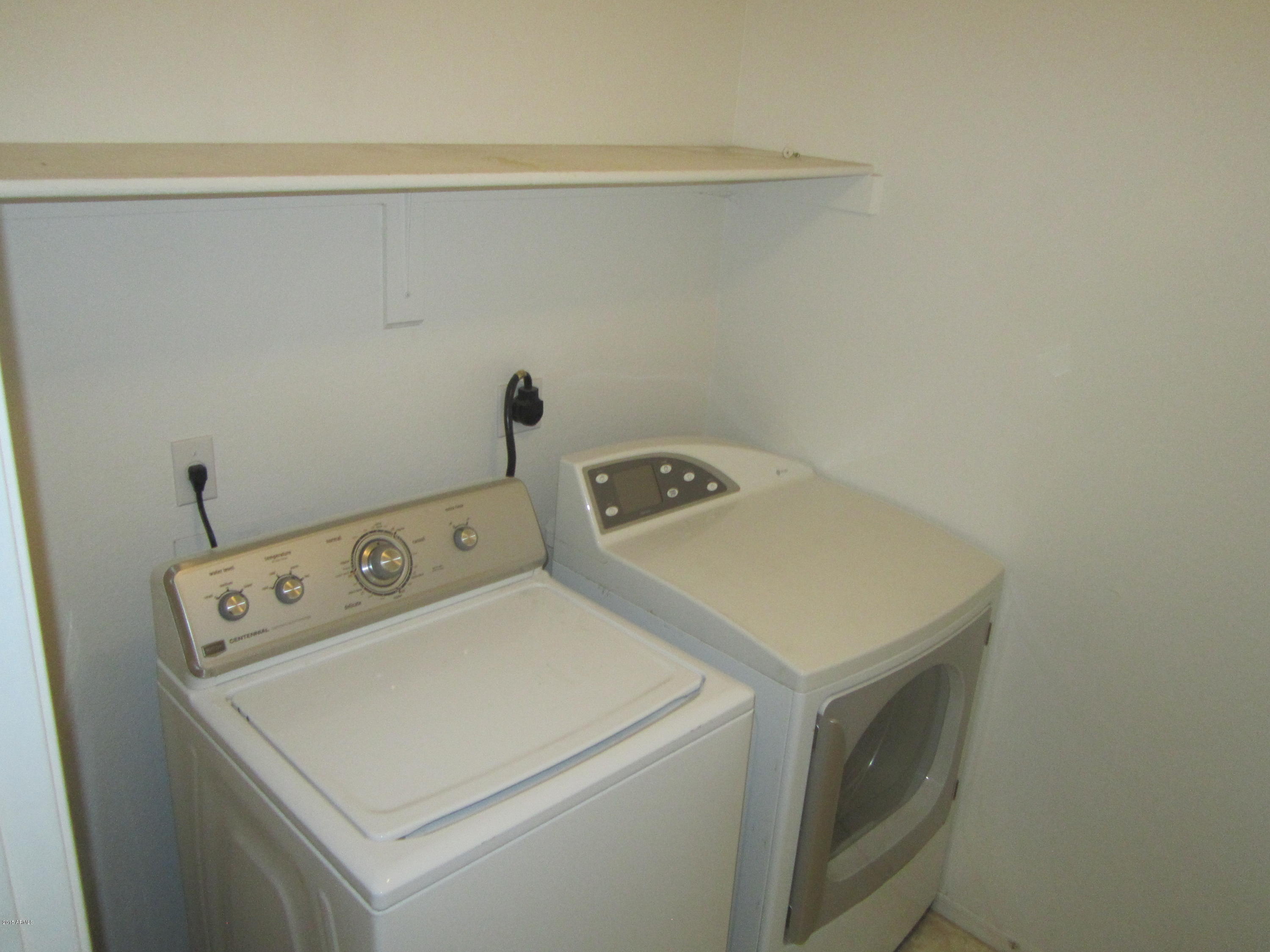4701 East Mossman Road Phoenix, AZ 85050 - Photo 23 of 23 Indoor laundry rm