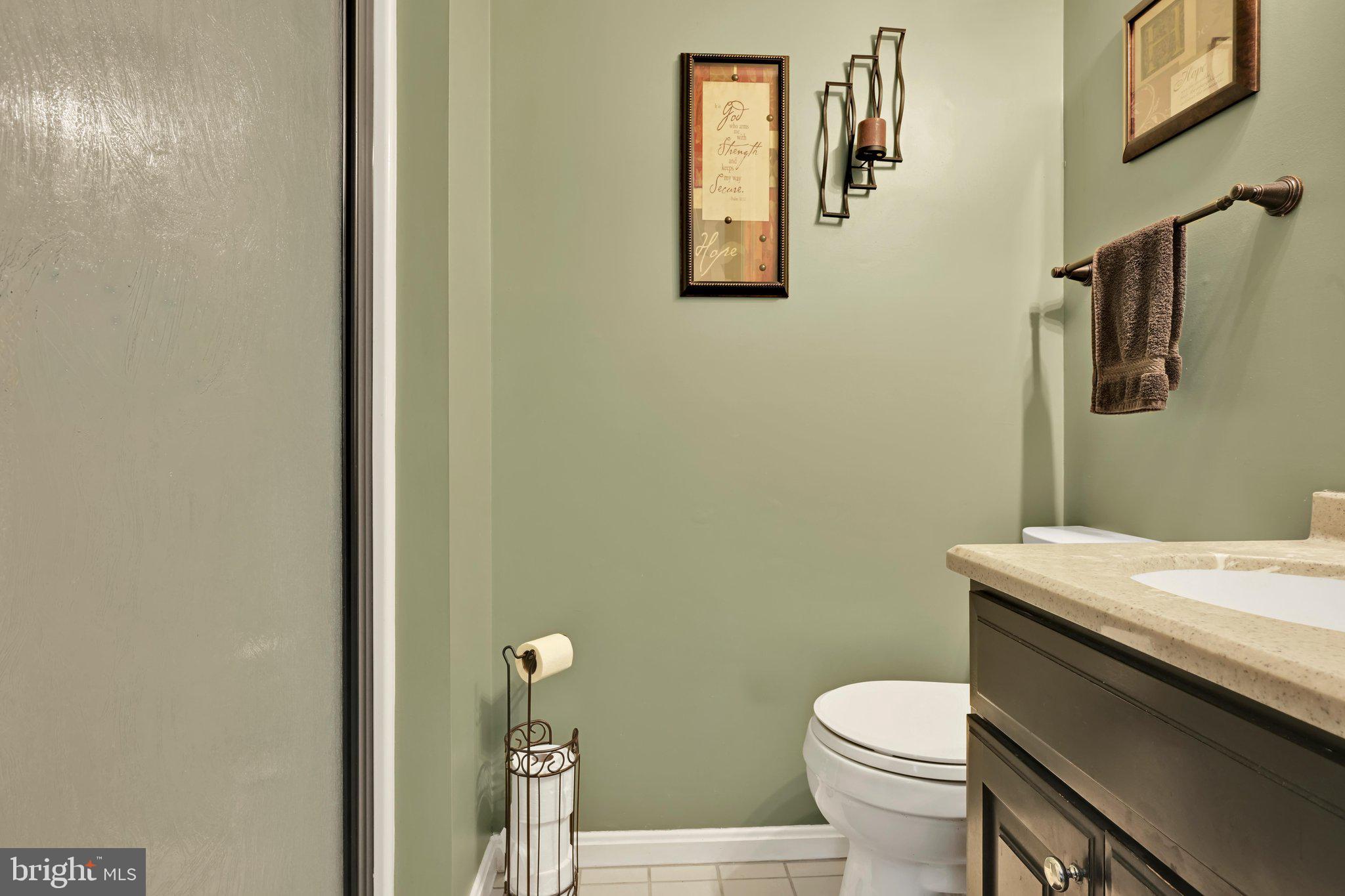104 Julia Road Ephrata, PA 17522 - Photo 31 of 53 Bathroom