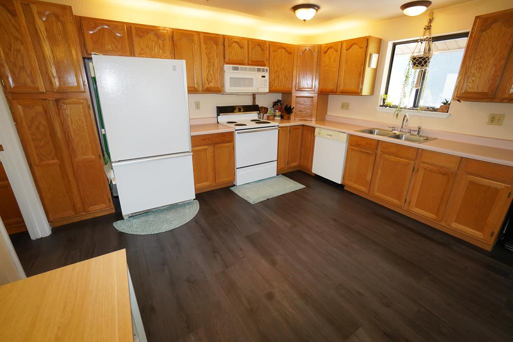 347 South Whitewater Drive Riggins, ID 83549 - Photo 17 of 30