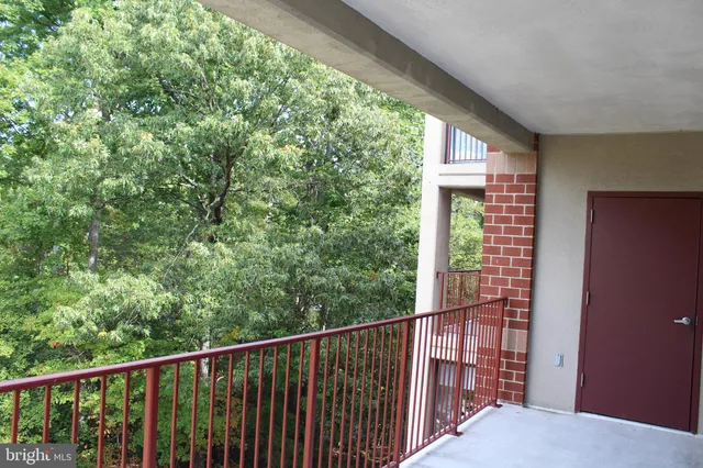 $379,755 | 604 McKinsey Park Drive, Unit 402, Severna Park, MD 21146