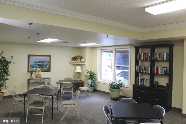 $379,755 | 604 McKinsey Park Drive, Unit 402, Severna Park, MD 21146