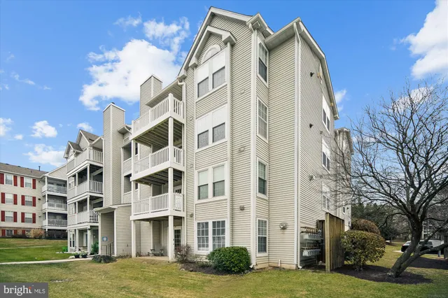 $285,000 | 6215 Sandpiper Court, Unit 101, Elkridge, MD 21075