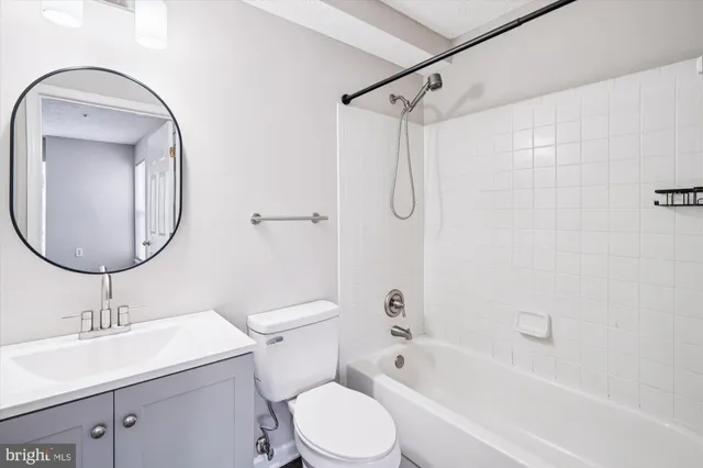 $285,000 | 6215 Sandpiper Court, Unit 101, Elkridge, MD 21075