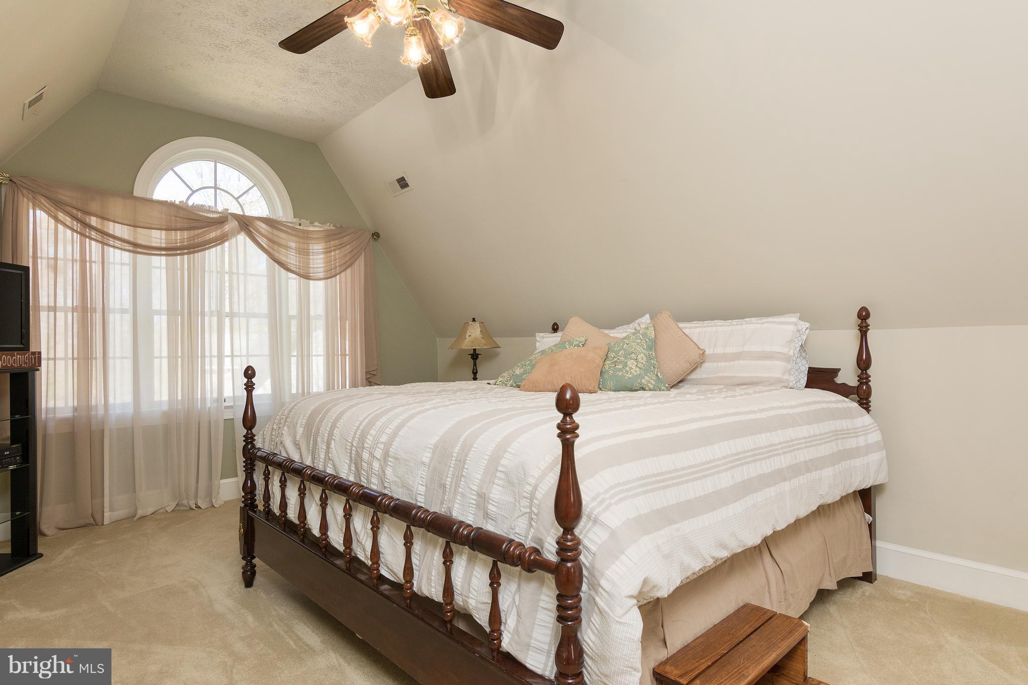 1679 Bayside Beach Road Pasadena, MD 21122 - Photo 14 of 29 Bedroom (Master)
