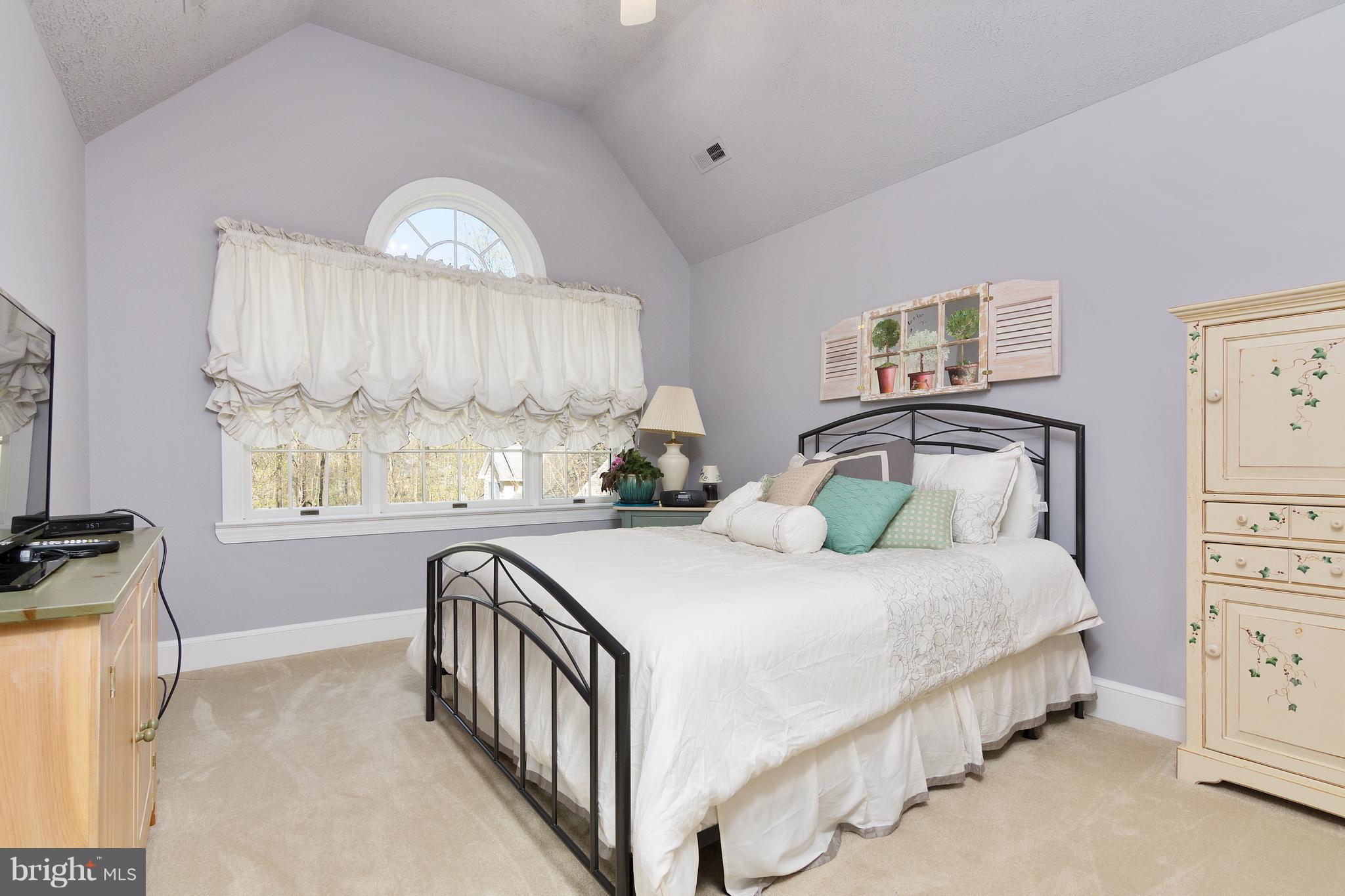 1679 Bayside Beach Road Pasadena, MD 21122 - Photo 20 of 29 Bedroom