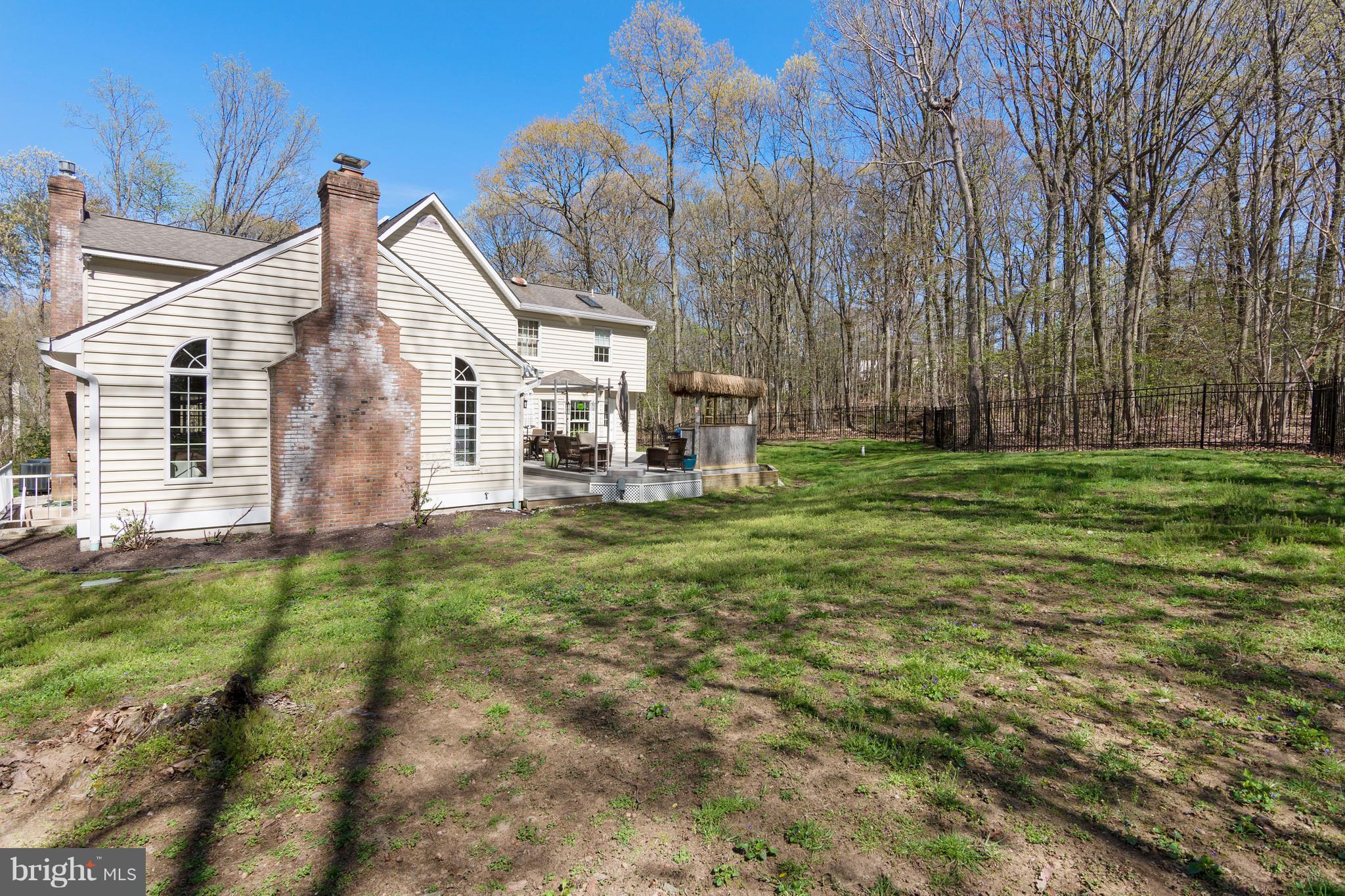 1679 Bayside Beach Road Pasadena, MD 21122 - Photo 26 of 29 Exterior (Rear)
