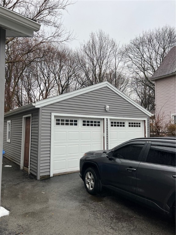 77 Garson Avenue Rochester, NY 14609 - Photo 4 of 24