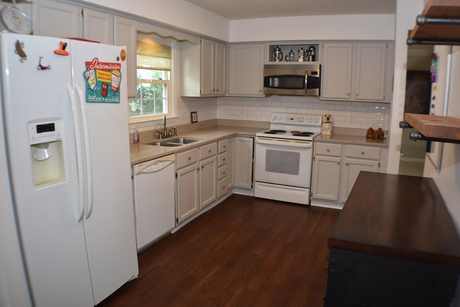 308 Stonegate Way Lexington, KY 40503 - Photo 16 of 43 308 Stonegate (16)