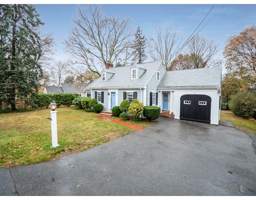 5 Brook Street Wakefield, MA 02180 - Photo 3 of 26
