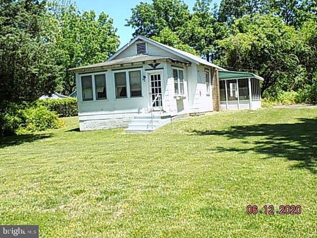 28 Spring Garden Street Lindenwold, NJ 08021 - Photo 1 of 26