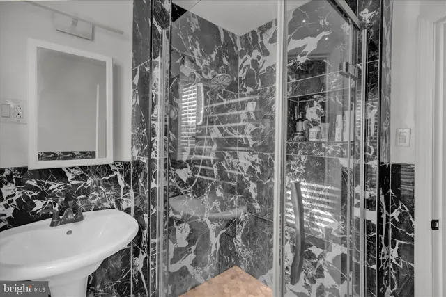 $190,000 | 838 North 11th Street, Reading, PA 19604