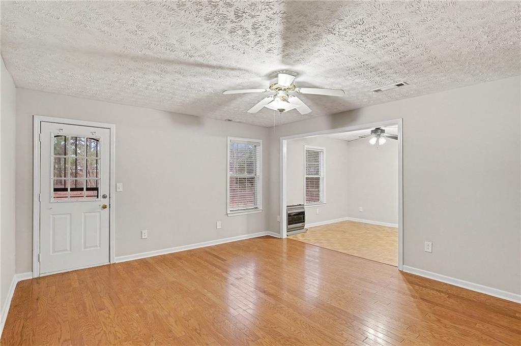 11790 Spring Lake Way Fayetteville, GA 30215 - Photo 28 of 31