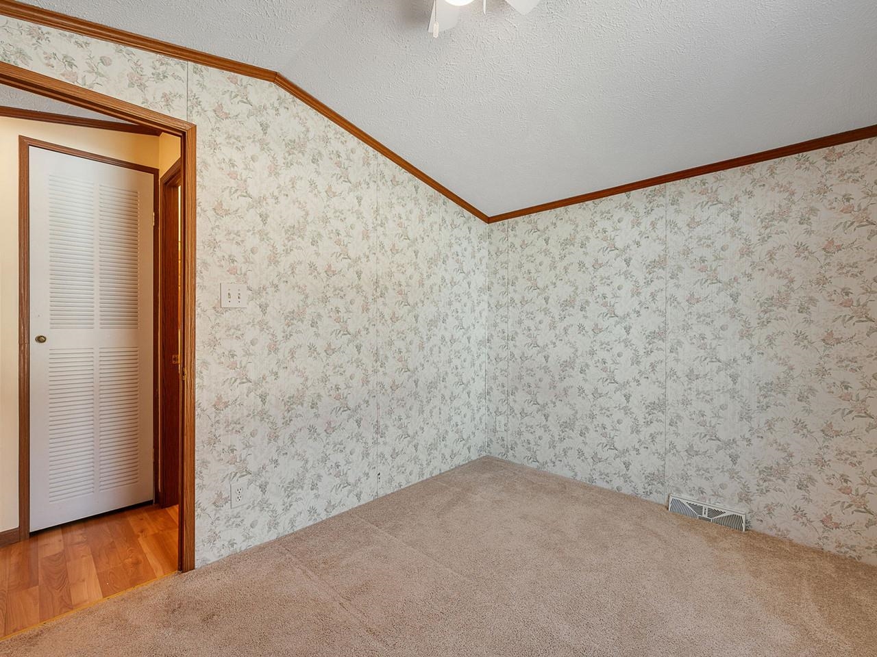 40 High Manor Park Waltham, VT 05491 - Photo 23 of 36