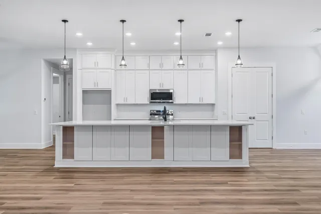 $689,900 | 7179 Freedom Court, Navarre, FL 32566