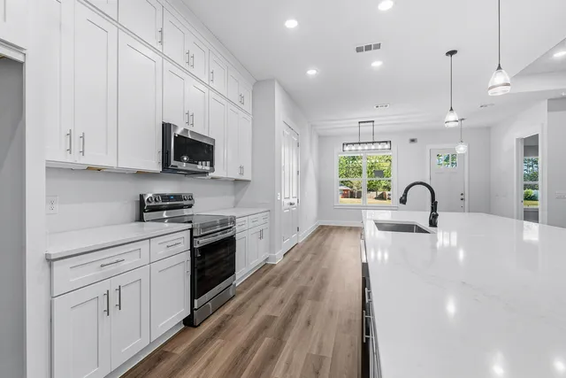 $689,900 | 7179 Freedom Court, Navarre, FL 32566