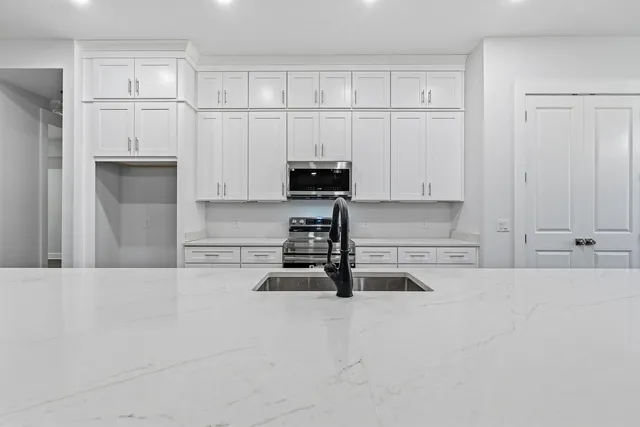 $689,900 | 7179 Freedom Court, Navarre, FL 32566