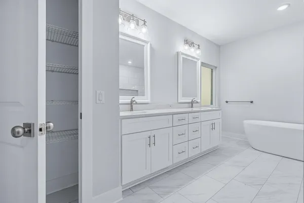 $649,000 | 7179 Freedom Court, Navarre, FL 32566