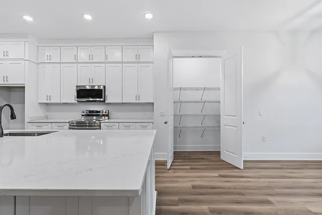 $689,900 | 7179 Freedom Court, Navarre, FL 32566