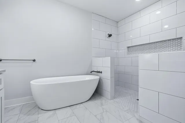 $689,900 | 7179 Freedom Court, Navarre, FL 32566