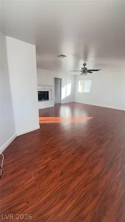 $2,800 | 9428 Salt Water Court, Las Vegas, NV 89117