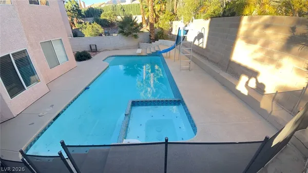 $2,800 | 9428 Salt Water Court, Las Vegas, NV 89117