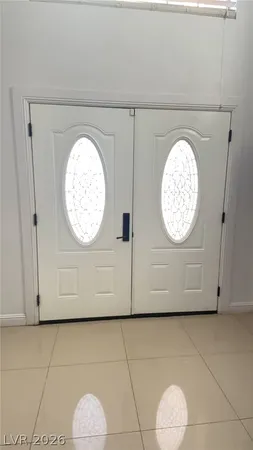 $2,800 | 9428 Salt Water Court, Las Vegas, NV 89117