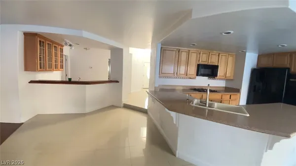 $2,800 | 9428 Salt Water Court, Las Vegas, NV 89117