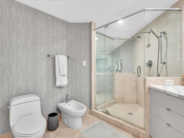 $2,095,000 | 1600 South Ocean Boulevard, Unit 403, Pompano Beach, FL 33062