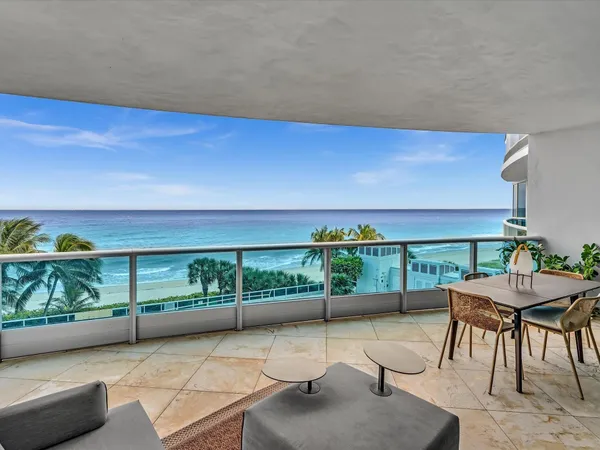 $2,095,000 | 1600 South Ocean Boulevard, Unit 403, Pompano Beach, FL 33062